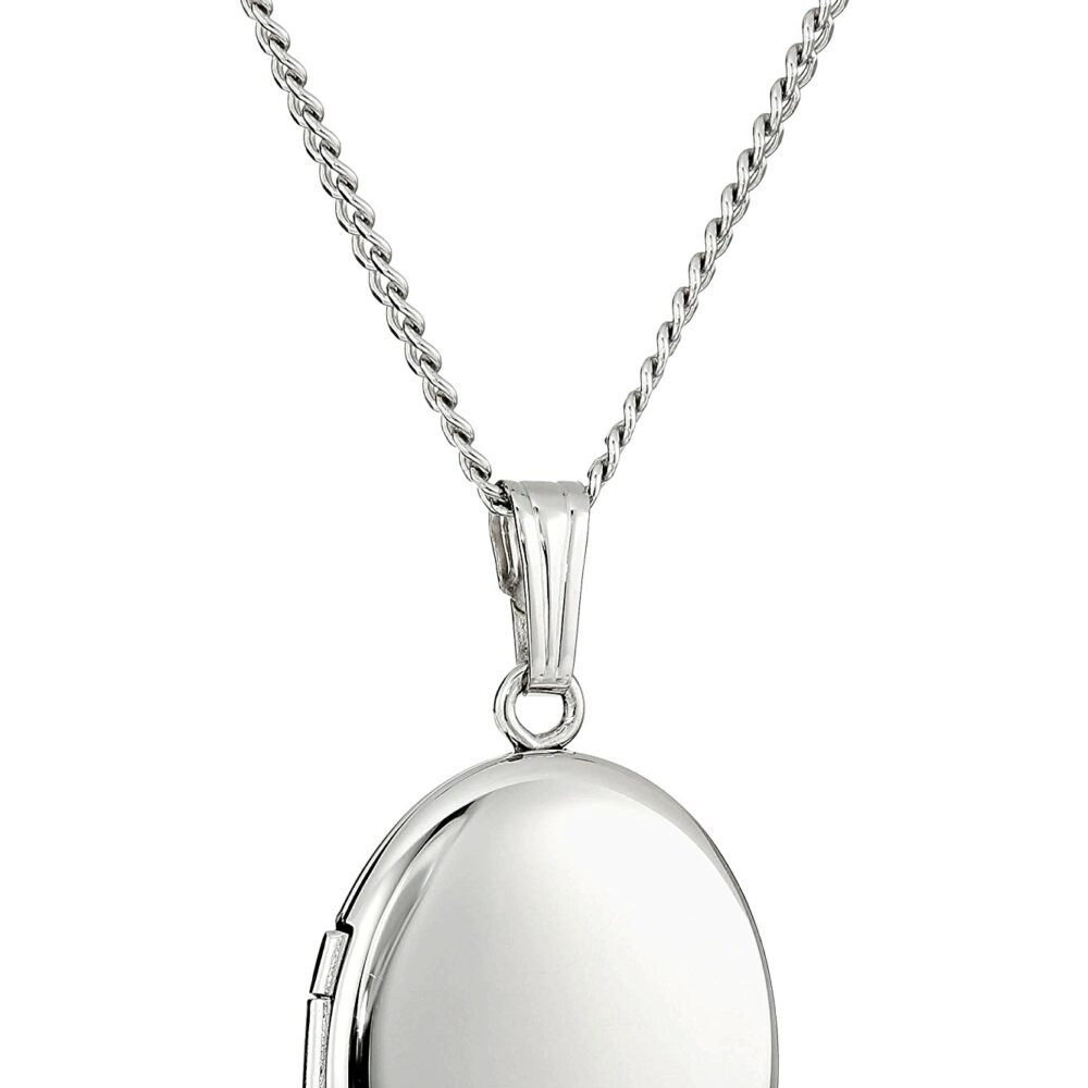 Amazon Essentials Sterling Silver Polished Oval Locket Necklace, 16"